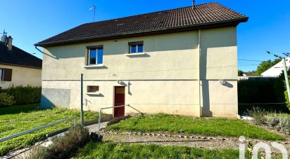 Maison 6 pièces de 102 m² à Cosne-Cours-sur-Loire (58200)