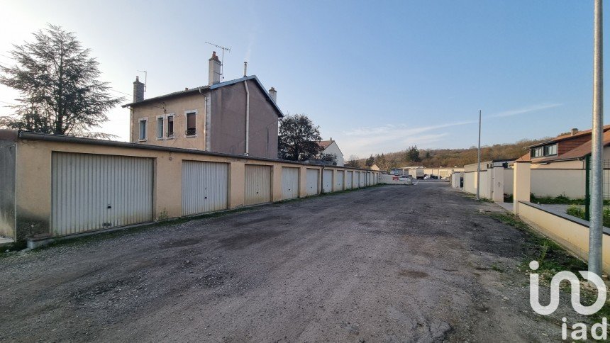 Parking/garage/box de 762 m² à Neuves-Maisons (54230)