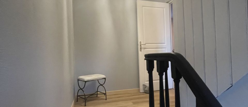 Maison 3 pièces de 110 m² à Saint-Quentin (02100)