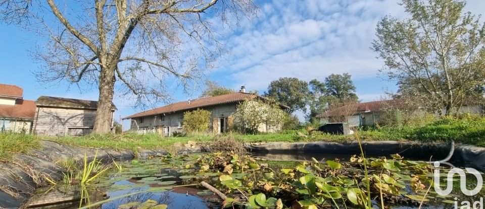 Farm 9 rooms of 270 m² in Saint-Martin-le-Châtel (01310)