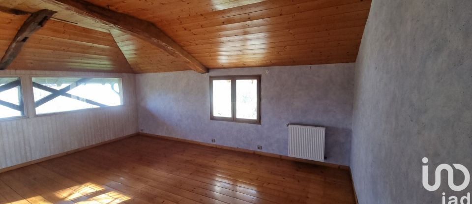 Farm 9 rooms of 270 m² in Saint-Martin-le-Châtel (01310)