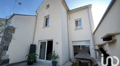 House 7 rooms of 145 m² in Magny-en-Vexin (95420)