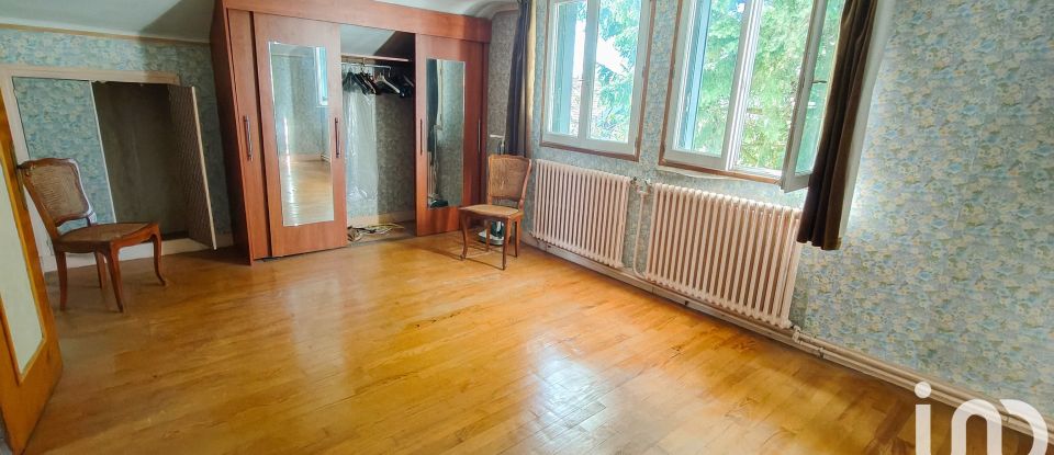 House 3 rooms of 80 m² in Ozoir-la-Ferrière (77330)