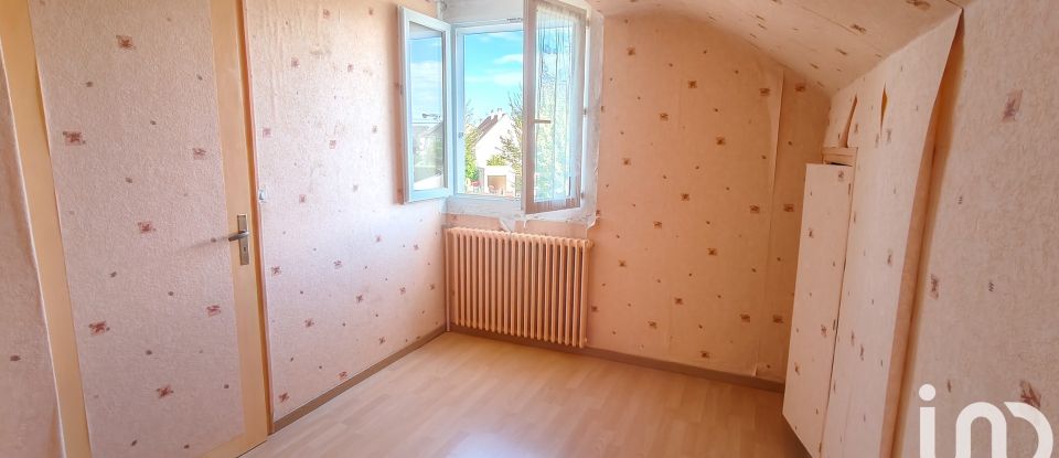 House 3 rooms of 80 m² in Ozoir-la-Ferrière (77330)