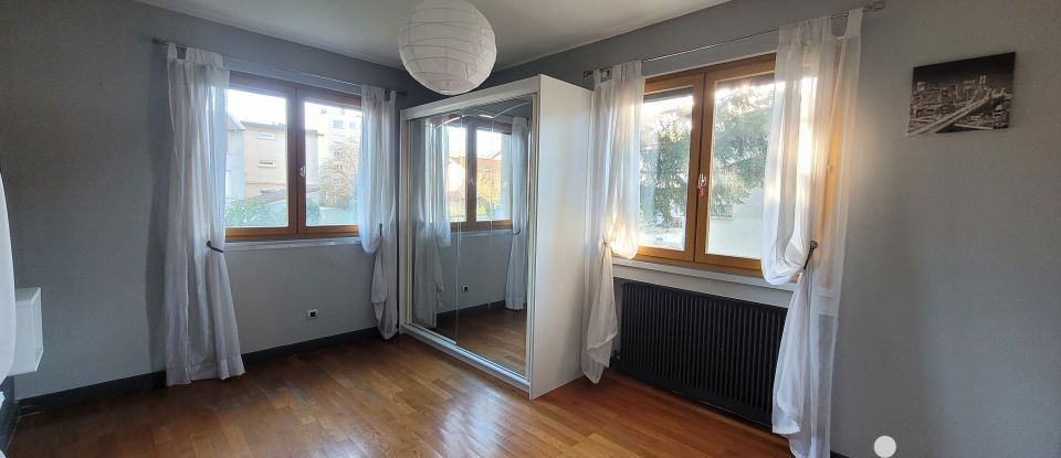 Maison 5 pièces de 187 m² à Fraisses (42490)