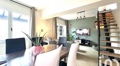 Town house 4 rooms of 99 m² in Hélesmes (59171)