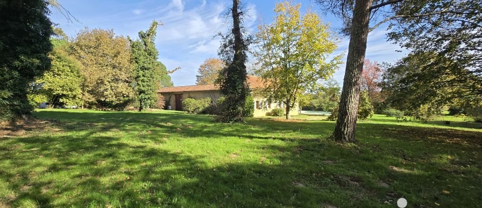 House 4 rooms of 153 m² in Castandet (40270)