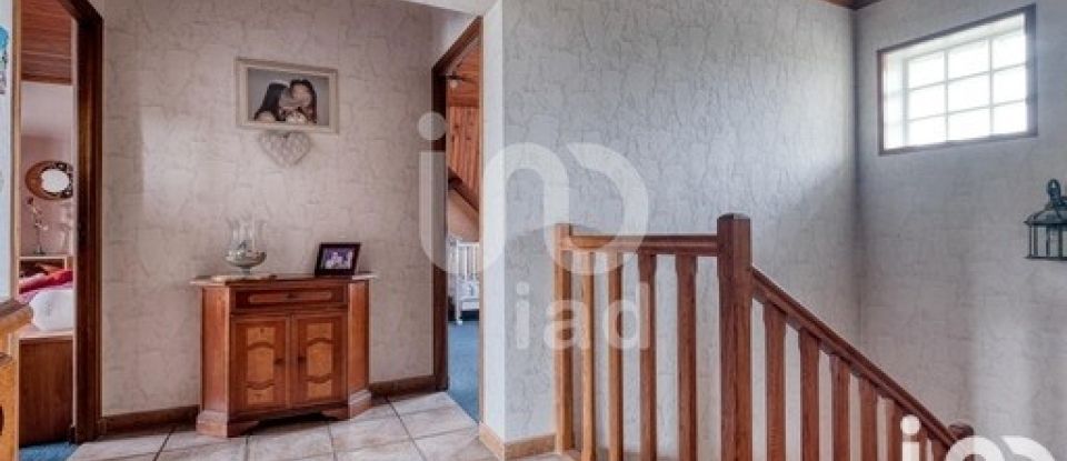 Traditional house 6 rooms of 121 m² in Aulnay-sous-Bois (93600)