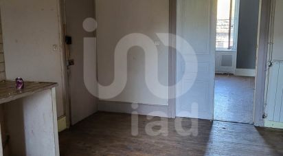 Apartment 4 rooms of 92 m² in Saint-Éloy-les-Mines (63700)