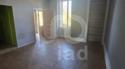 Apartment 4 rooms of 92 m² in Saint-Éloy-les-Mines (63700)