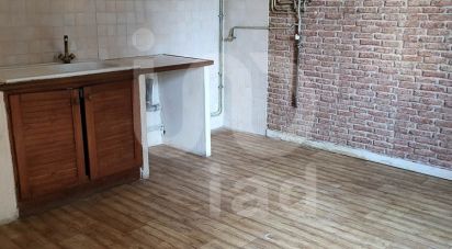 Apartment 4 rooms of 92 m² in Saint-Éloy-les-Mines (63700)