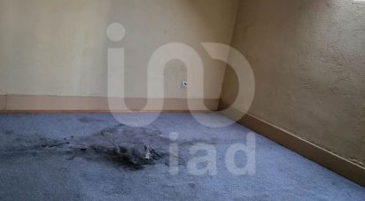 Apartment 3 rooms of 70 m² in Saint-Éloy-les-Mines (63700)