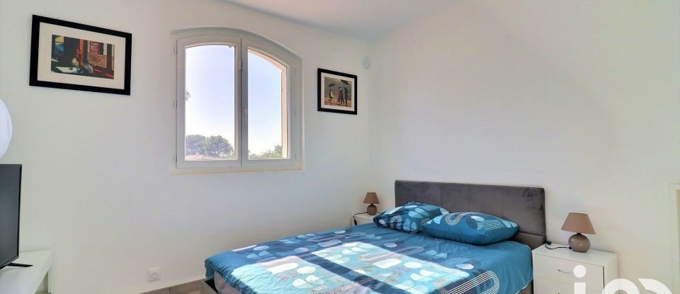 House 5 rooms of 208 m² in Marseille (13013)