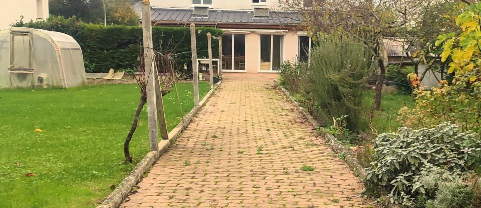 Maison 6 pièces de 135 m² à - (72500)