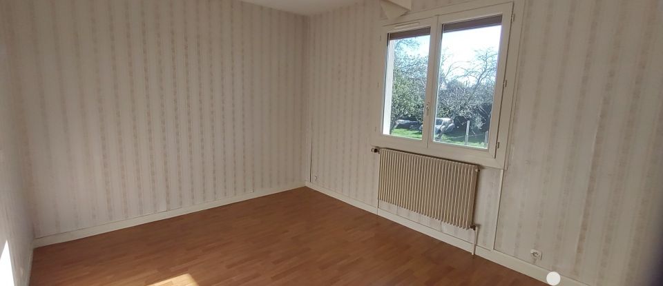 Maison traditionnelle 5 pièces de 112 m² à Coings (36130)