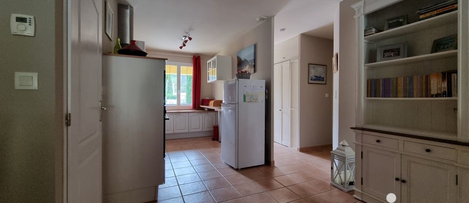 Maison 5 pièces de 104 m² à Villesèque-des-Corbières (11360)