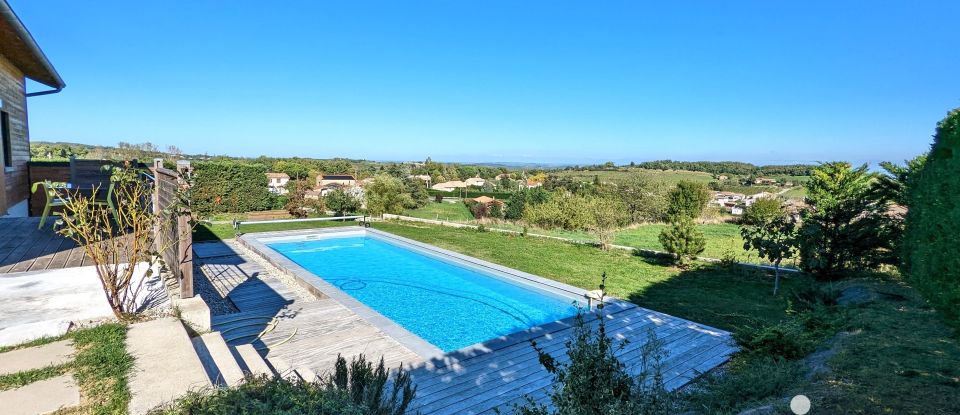 Maison traditionnelle 4 pièces de 164 m² à Saint-Jean-de-Muzols (07300)