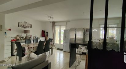 Pavilion 4 rooms of 96 m² in Mamers (72600)