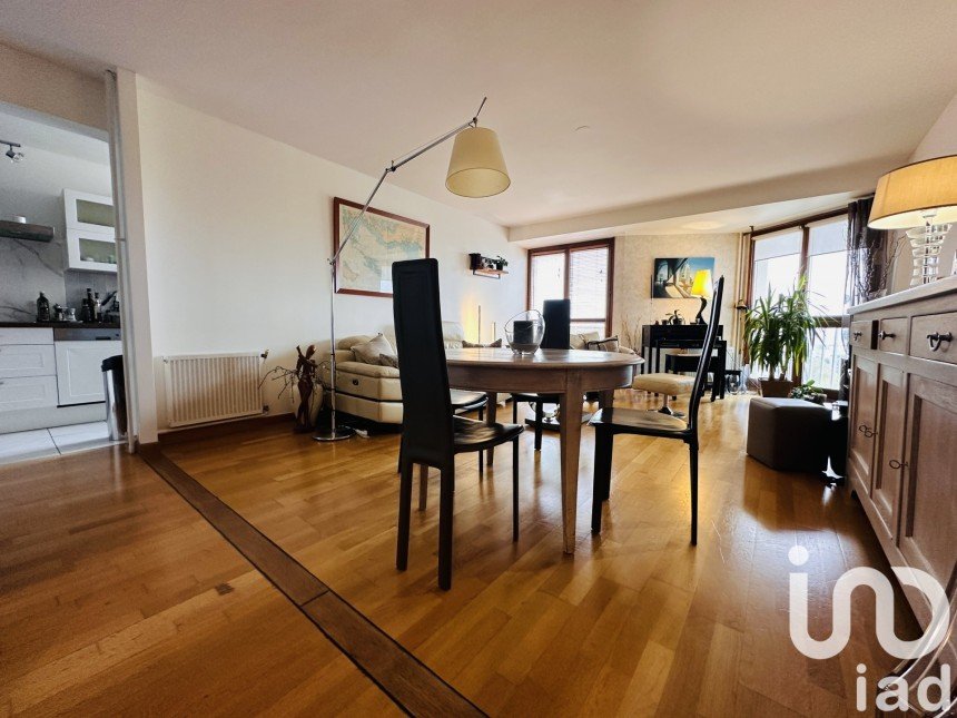 Appartement 4 pièces de 92 m² à Rennes (35000)