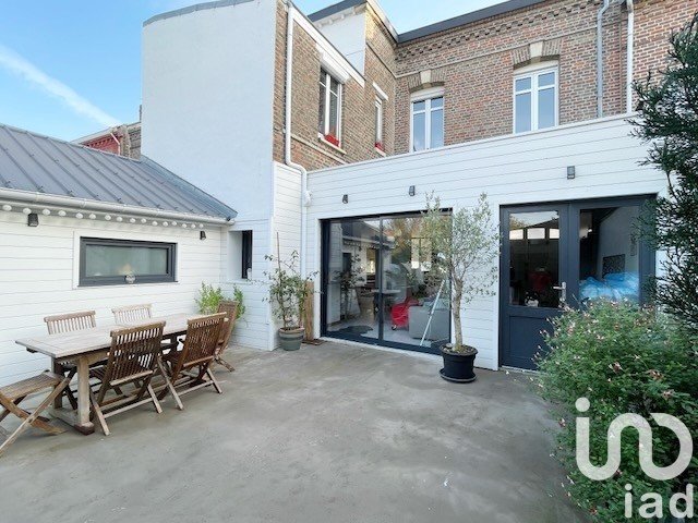 Town house 7 rooms of 150 m² in Amiens (80080)