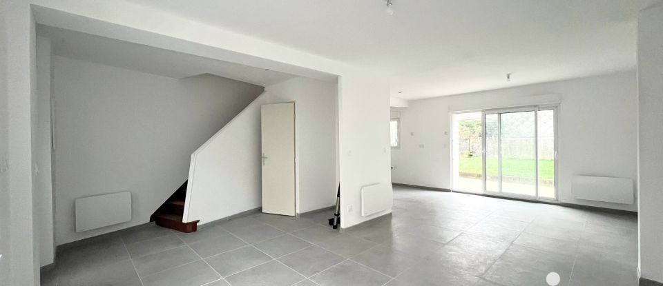 Town house 5 rooms of 85 m² in Saint-Martin-Boulogne (62280)