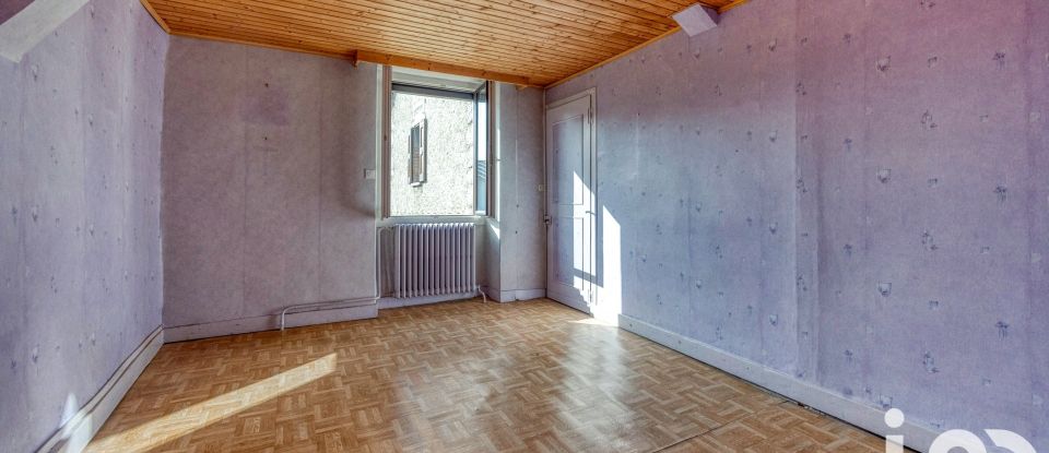 Maison traditionnelle 4 pièces de 156 m² à Crolles (38920)