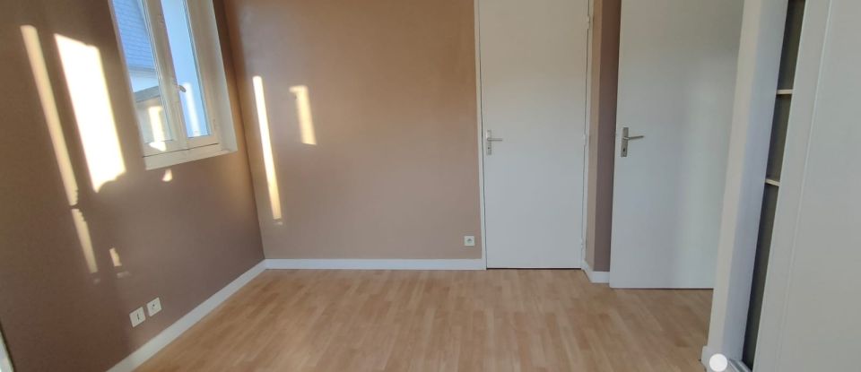 Apartment 2 rooms of 48 m² in Vichy (03200)