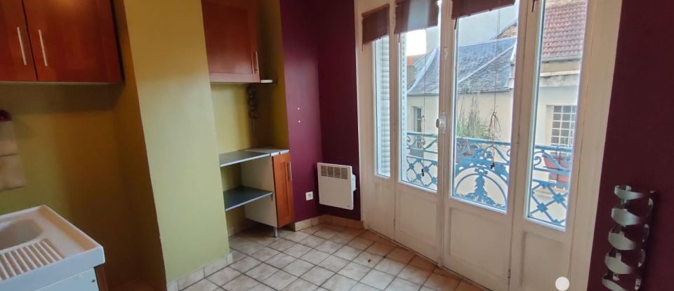 Apartment 2 rooms of 48 m² in Vichy (03200)