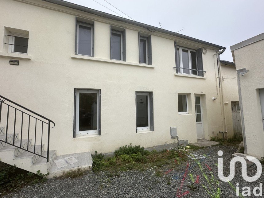 Maison de ville 3 pièces de 54 m² à Bourges (18000)