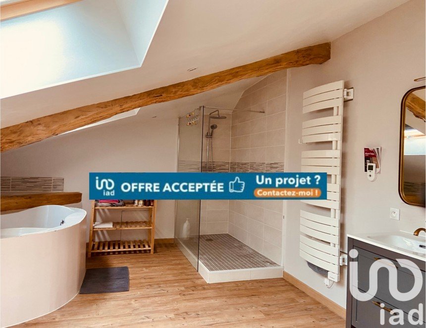 Maison 6 pièces de 202 m² à Bérat (31370)