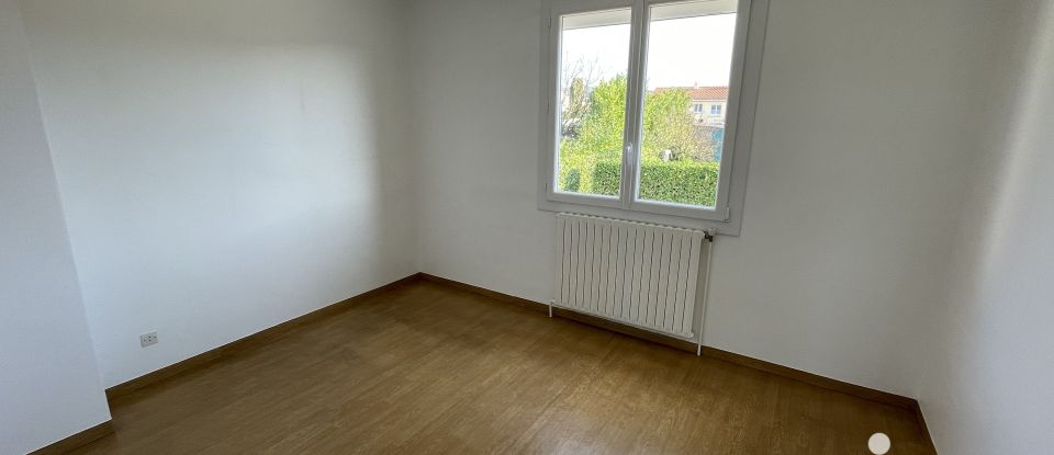 Maison traditionnelle 5 pièces de 90 m² à Saint-Mars-la-Réorthe (85590)