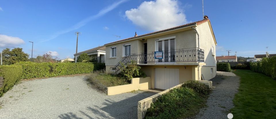 Maison traditionnelle 5 pièces de 90 m² à Saint-Mars-la-Réorthe (85590)