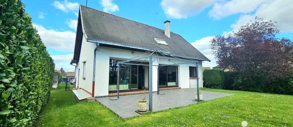 Maison 7 pièces de 172 m² à Saint-Saulve (59880)