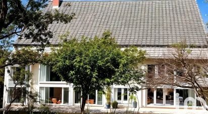 Maison 6 pièces de 128 m² à Savigny-sur-Orge (91600)