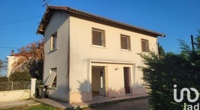 Maison traditionnelle 5 pièces de 125 m² à Les Églisottes-et-Chalaures (33230)