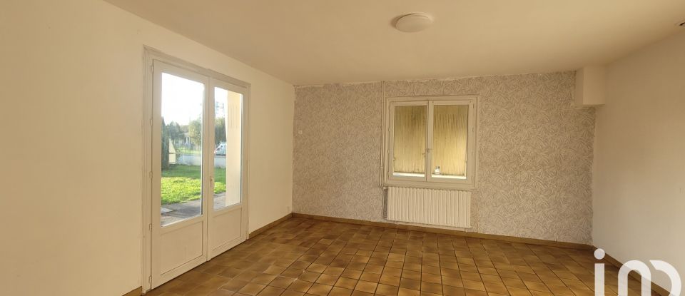 Maison traditionnelle 5 pièces de 125 m² à Les Églisottes-et-Chalaures (33230)