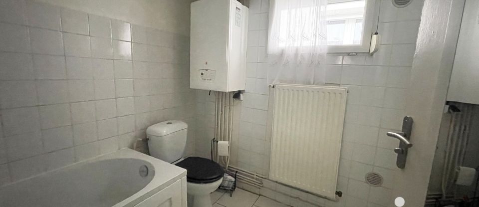 Maison 2 pièces de 42 m² à Seclin (59113)