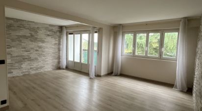 Appartement 5 pièces de 88 m² à Chilly-Mazarin (91380)