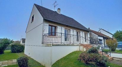 House 5 rooms of 88 m² in Courtenay (45320)