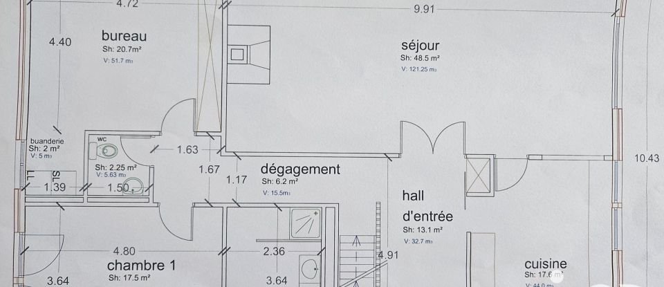 Maison 10 pièces de 233 m² à Saint-Saulve (59880)