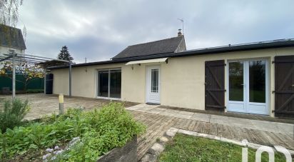 House 8 rooms of 215 m² in Mettray (37390)