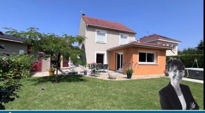 Maison 5 pièces de 130 m² à Ozoir-la-Ferrière (77330)