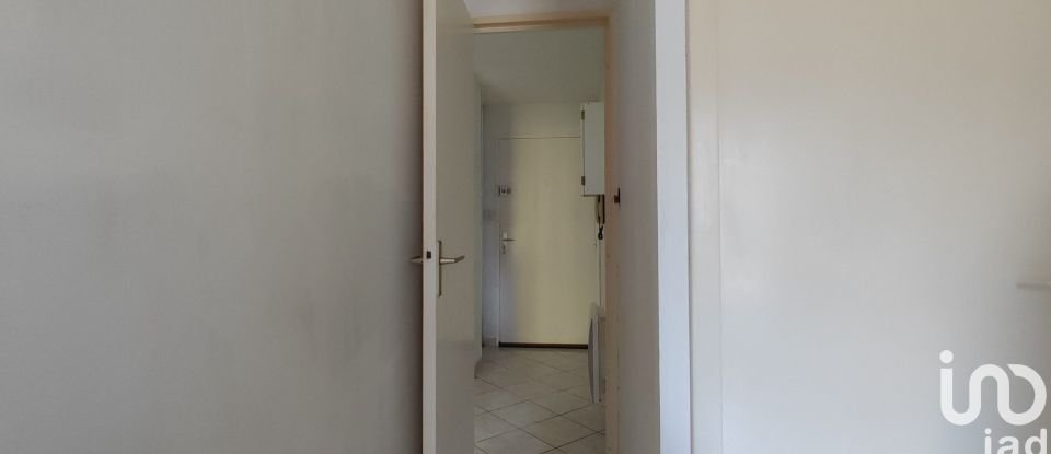 Apartment 2 rooms of 59 m² in La Rochelle (17000)