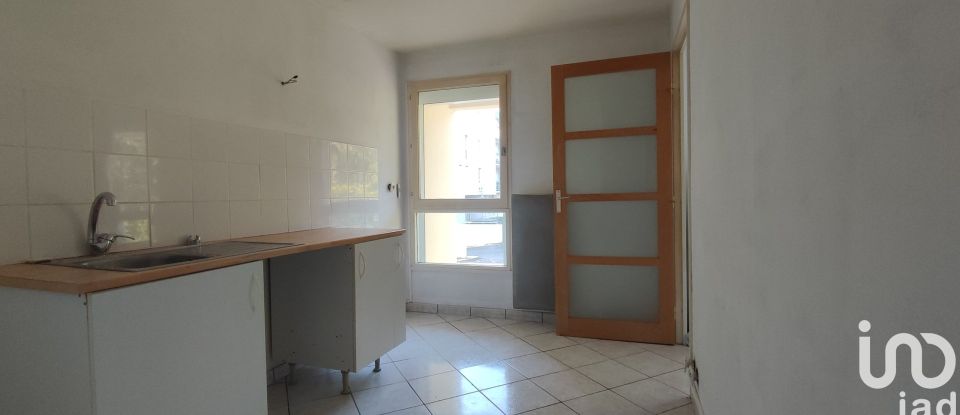 Apartment 2 rooms of 59 m² in La Rochelle (17000)