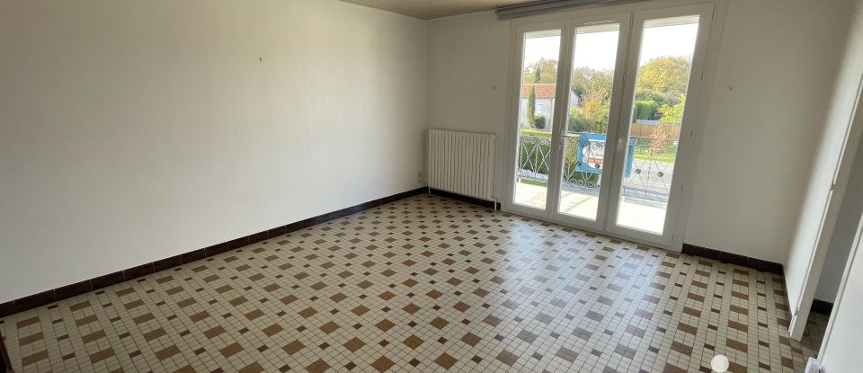 Traditional house 5 rooms of 90 m² in Saint-Mars-la-Réorthe (85590)