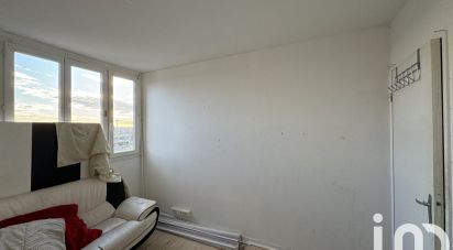 Appartement 3 pièces de 52 m² à Sin-le-Noble (59450)