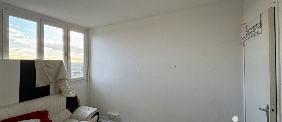 Appartement 3 pièces de 52 m² à Sin-le-Noble (59450)