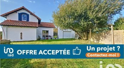 House 5 rooms of 75 m² in Saint-Hilaire-de-Chaléons (44680)