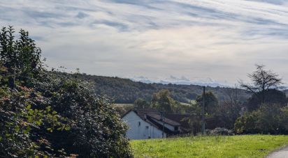 Maison de campagne 2 pièces de 56 m² à Maure (64460)