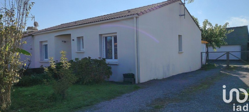 Maison traditionnelle 5 pièces de 85 m² à Grand'Landes (85670)